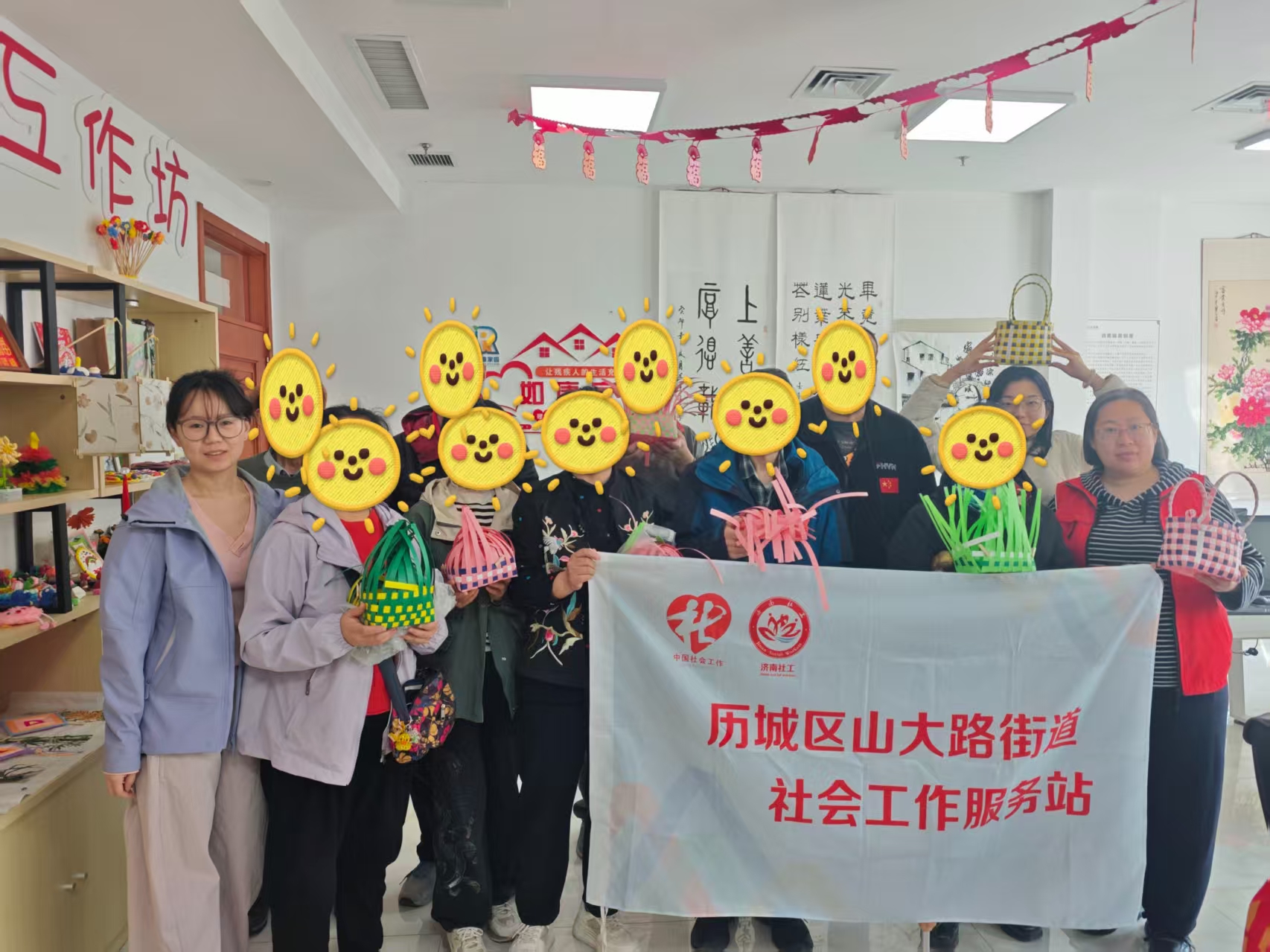 浠庘€滅煡鈥濆埌鈥滆鈥濓紝缂栫粐甯屾湜鈥斺€斺€滃阀鎵嬬紪缁嚶峰悓蹇冨悓琛屸€濆皬缁勯鍦烘椿鍔ㄩ『鍒╁紑灞_086f9e5e7c04f932101a3d4278838c5d.jpg